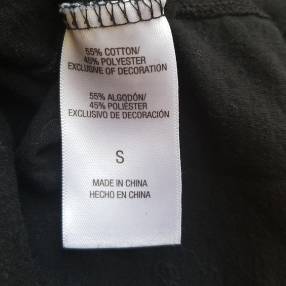 Kind Is Cool "Let's Hug It Out" t-shirt - Picture 5 of 5